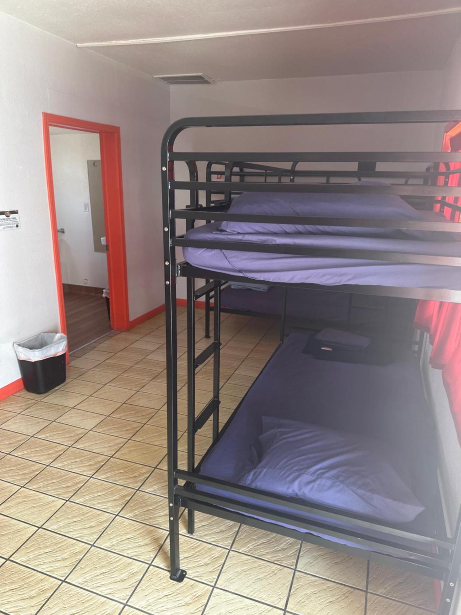 לאס וגאס Sin City Hostel מראה חיצוני תמונה
