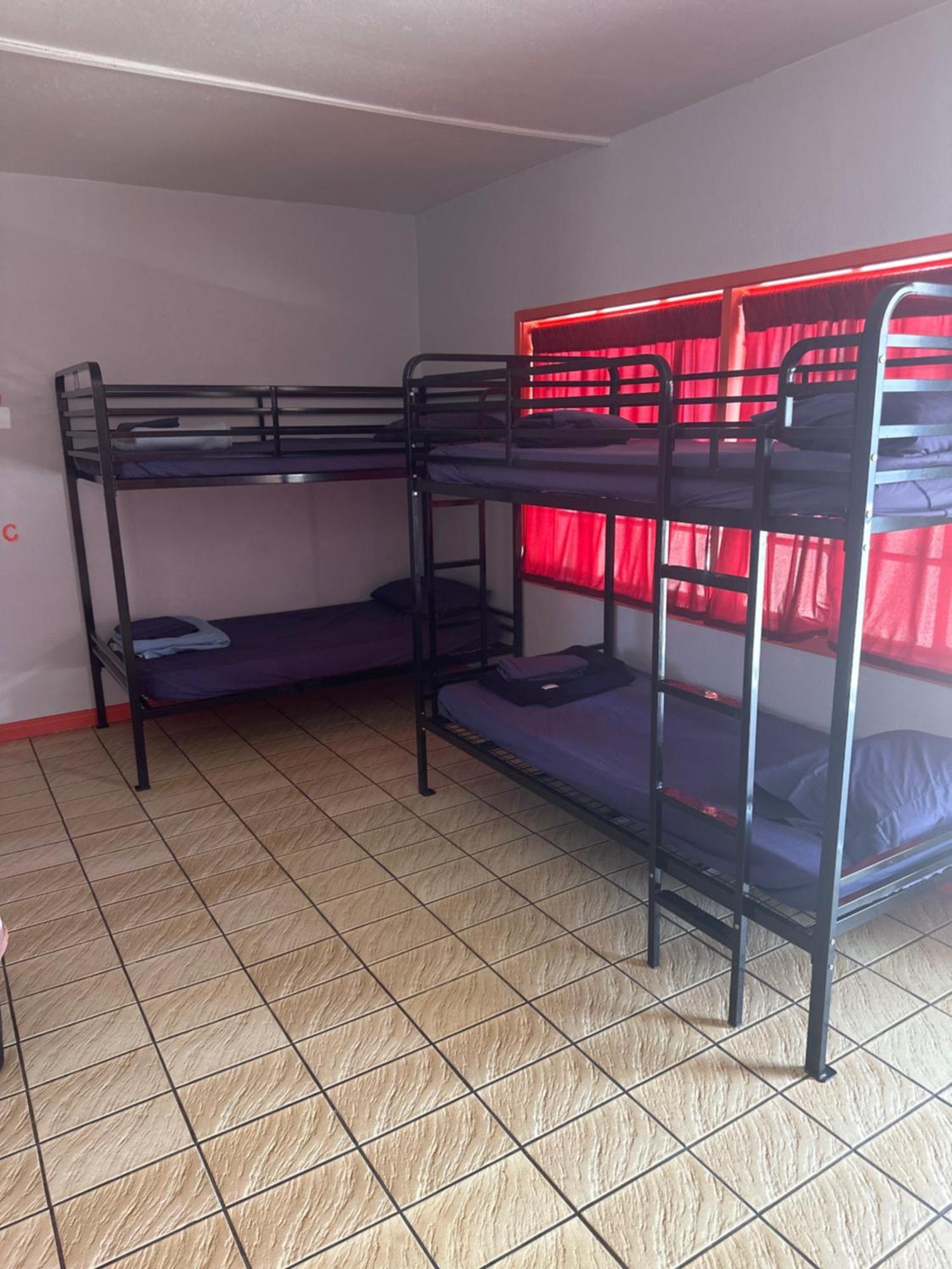 לאס וגאס Sin City Hostel מראה חיצוני תמונה