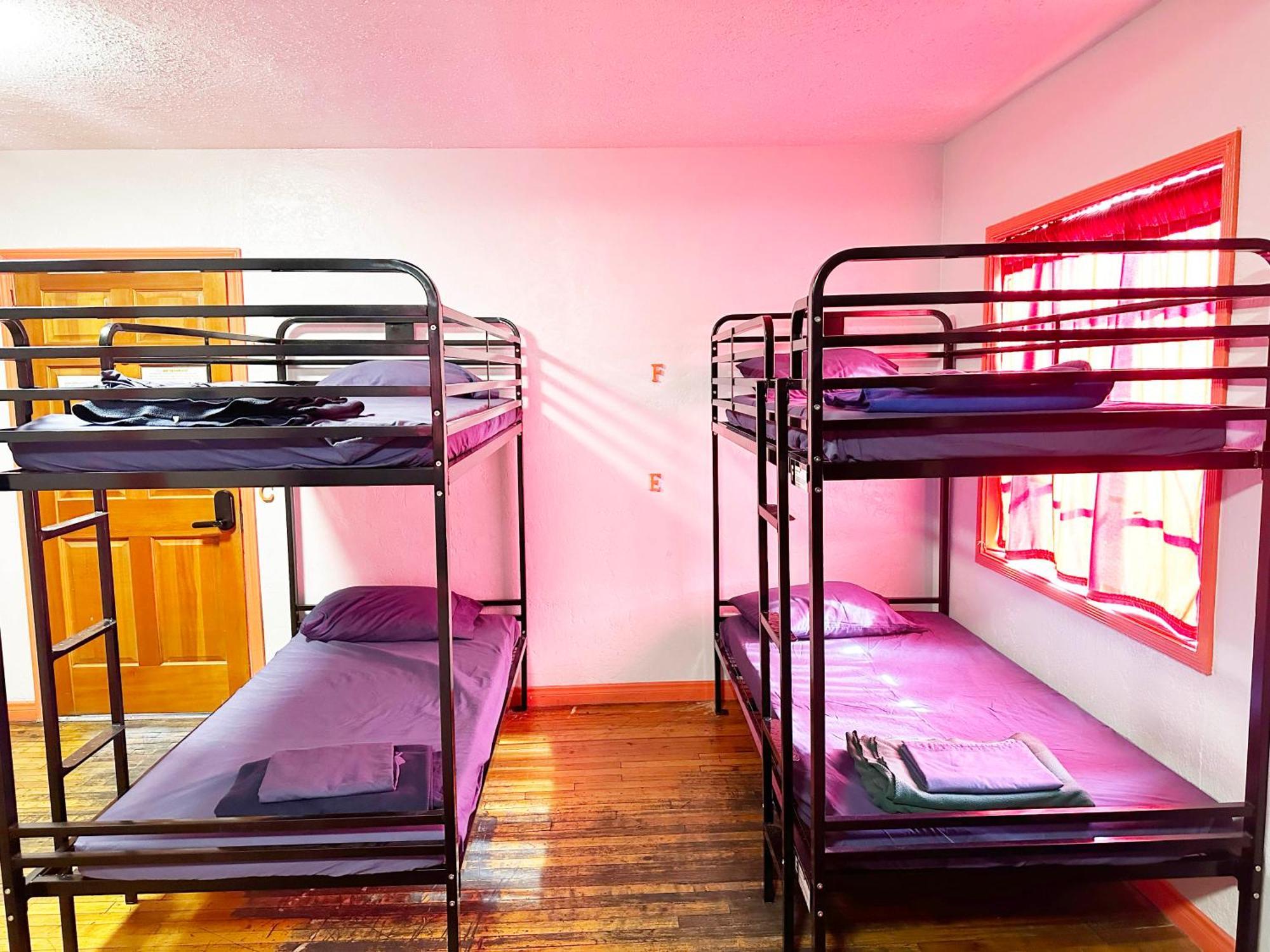 לאס וגאס Sin City Hostel מראה חיצוני תמונה