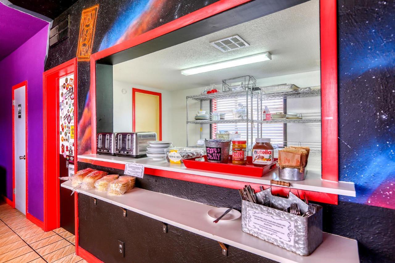 לאס וגאס Sin City Hostel מראה חיצוני תמונה
