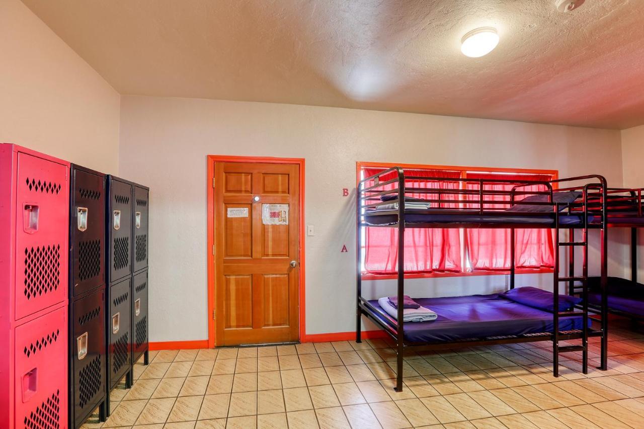 לאס וגאס Sin City Hostel מראה חיצוני תמונה