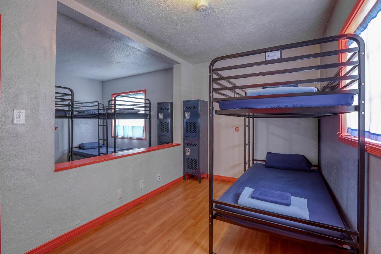 לאס וגאס Sin City Hostel מראה חיצוני תמונה