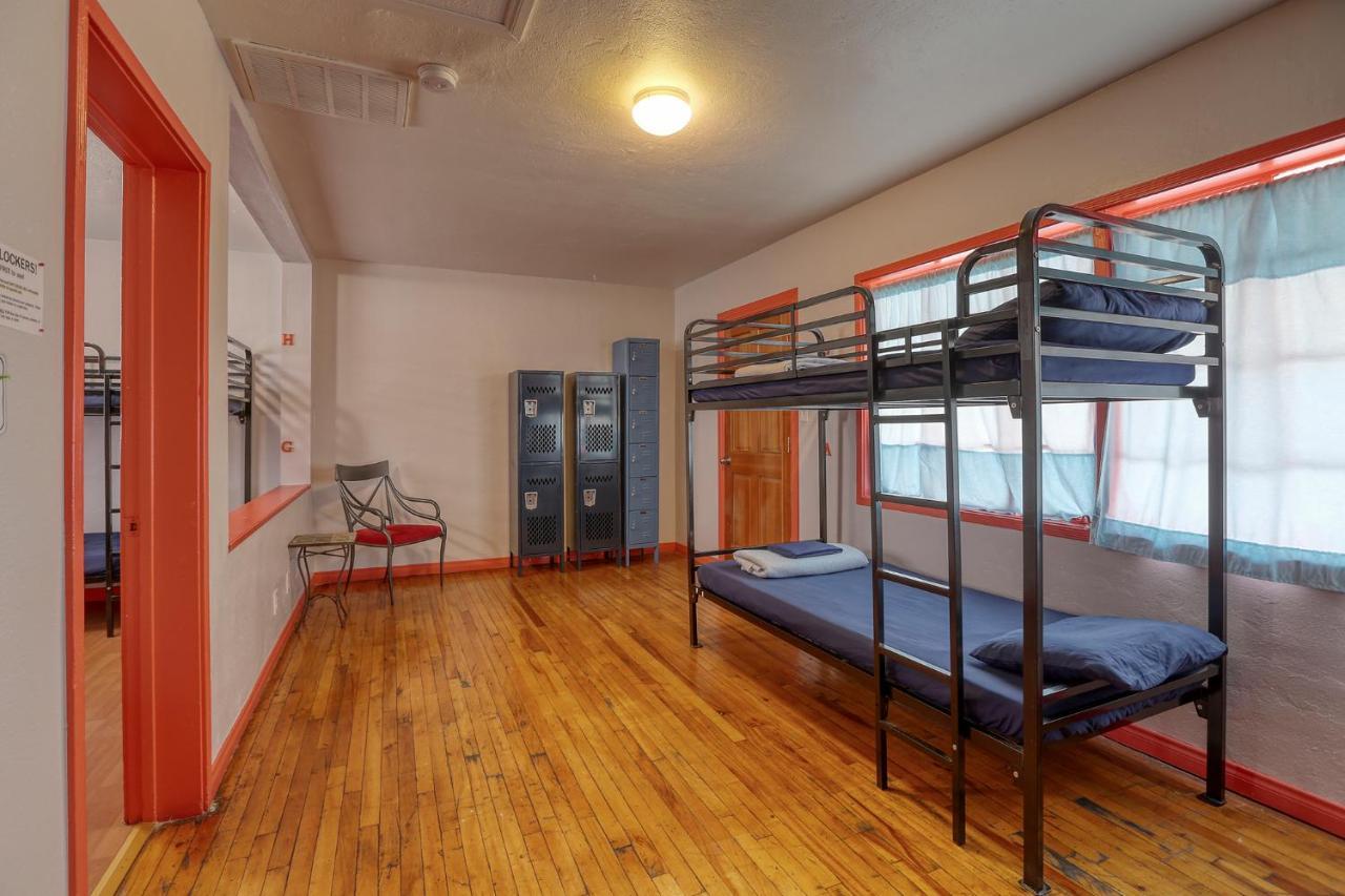 לאס וגאס Sin City Hostel מראה חיצוני תמונה